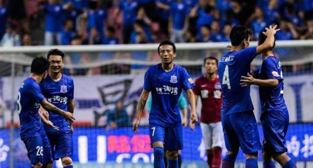 边前卫位置, 则是让谢鹏